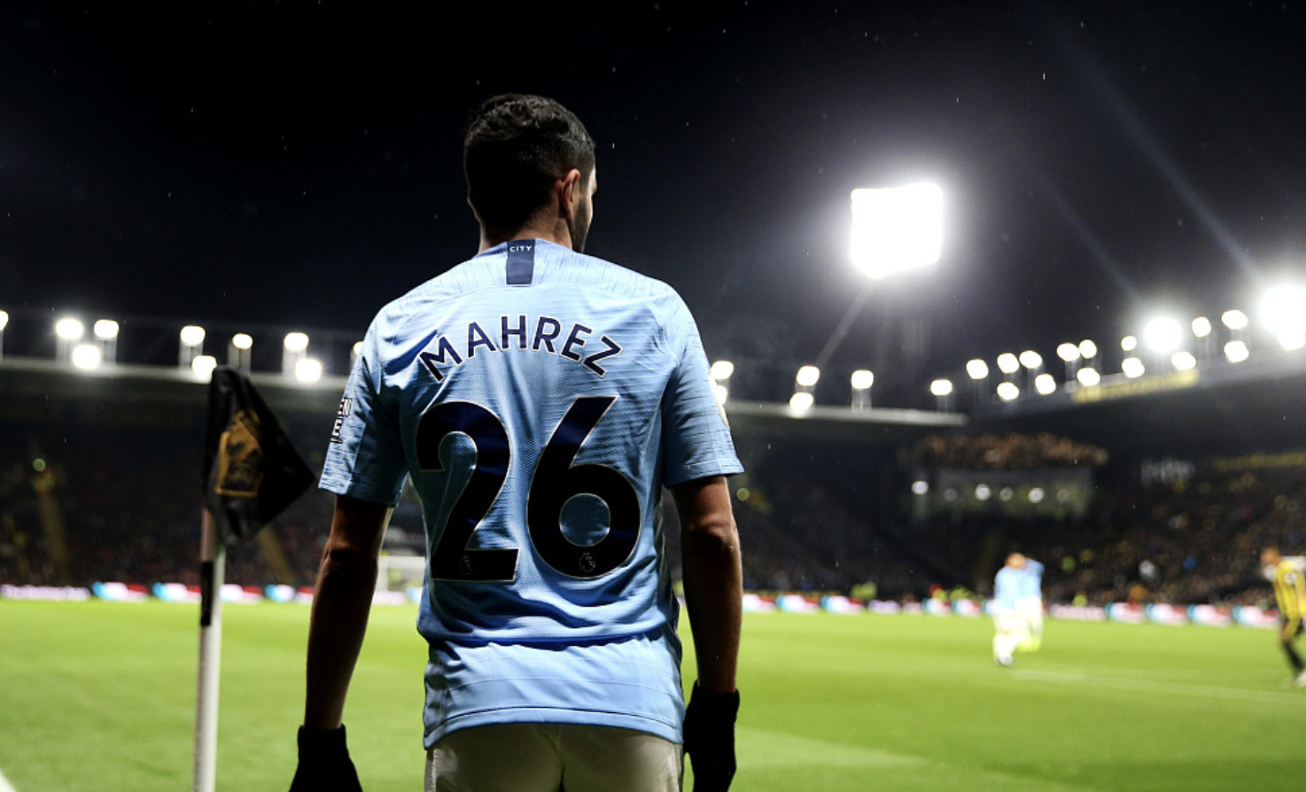 北京首钢迎英超关键赛,今夜远射贴柱,悬念犹存,身体对抗强度拉满(大连英博vs广州队中甲比赛结束门将挑衅球迷) 北京首钢迎英超关键赛,今夜远射贴柱,悬念犹存,身体对抗强度拉满(大连英博vs广州队中甲比赛结束门将挑衅球迷)