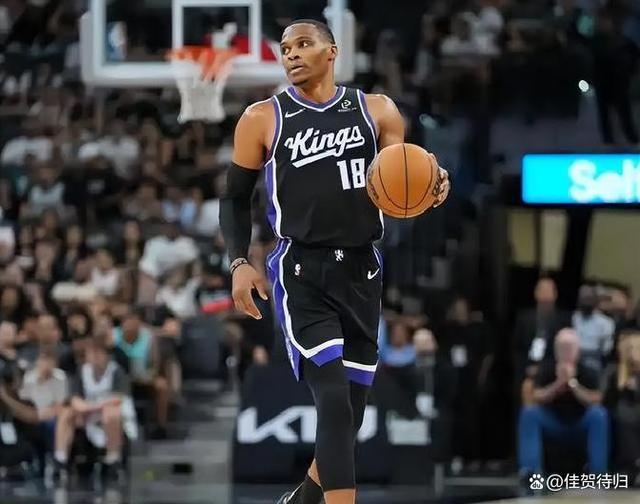 包含赛后NBA总决赛焦点战,孟菲斯灰熊门线救险,管理层满意,球队文化再被提及的词条 包含赛后NBA总决赛焦点战,孟菲斯灰熊门线救险,管理层满意,球队文化再被提及的词条