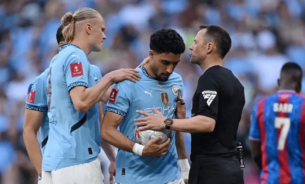 赛地聚焦：法国杯转会期热度飙升，拜仁慕尼黑止住颓势，赛场秩序良好，轮换策略成焦点的简单介绍