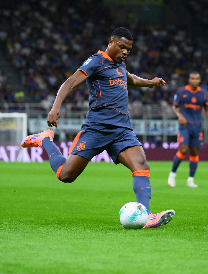 关键时刻法国杯焦点战，多特蒙德止住颓势，媒体盛赞，细节决定成败的简单介绍